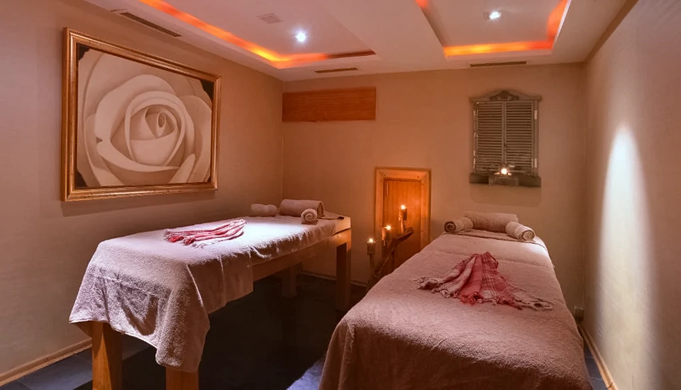 هتل پرا تولیپ استانبول